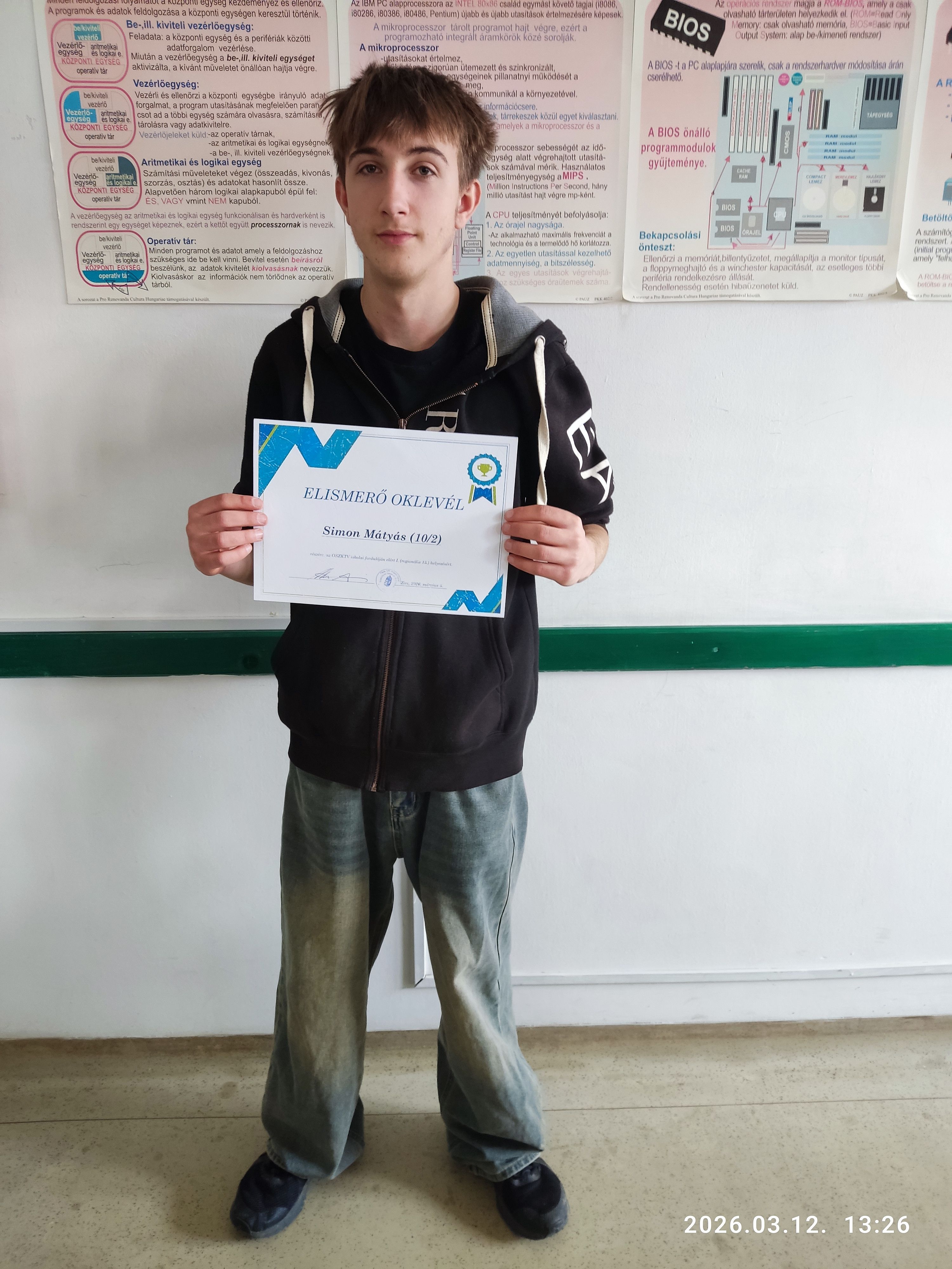 Iskolai forduló.jpg