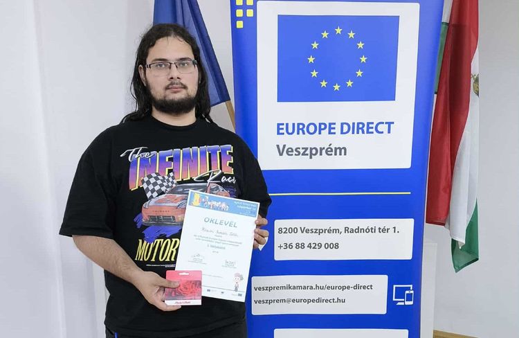 Első hely az angol nyelvi versenyen, Veszprémben