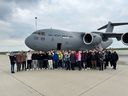 C17_GM_4.jpg