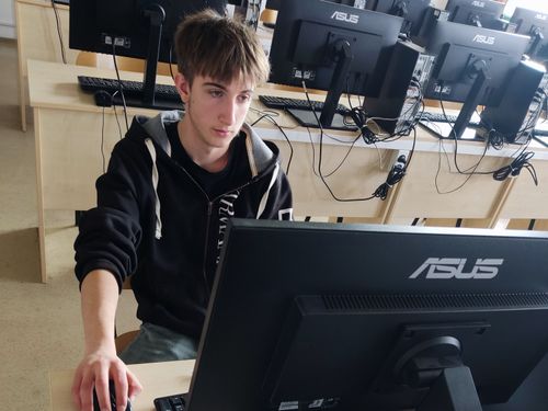 Reguly Szakképző Iskola büszkesége: Simon Mátyás a tanulmányi verseny regionális fordulójában